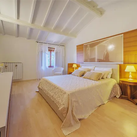 Casa Di Dante Villa